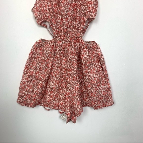 NWT American Eagle Cut-Out Romper - Picture 3 of 8